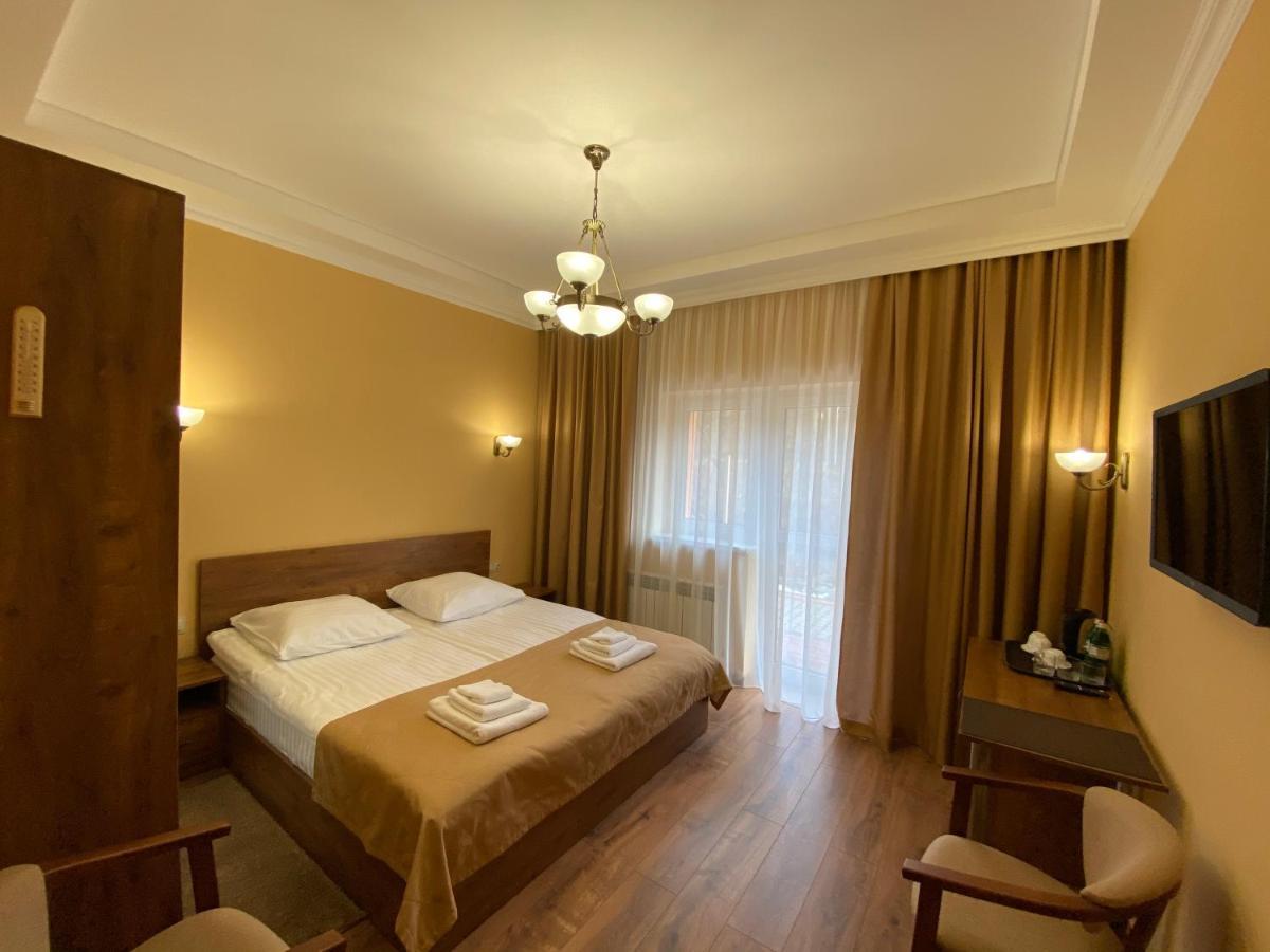 Сонячна Соната Hotel Polyána Kültér fotó